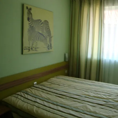 בית הארחה Perla 2*